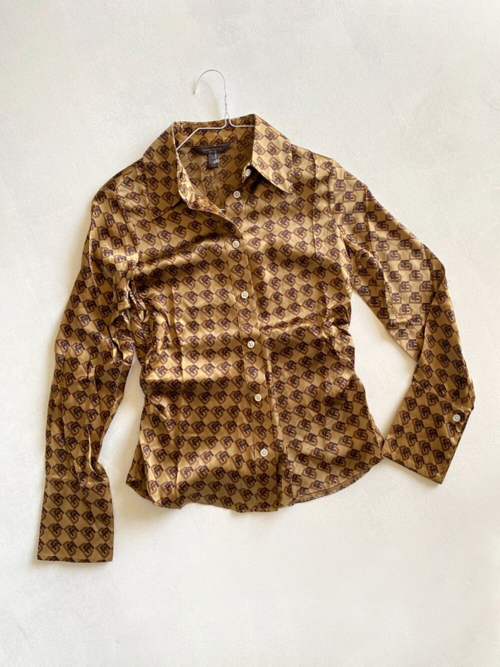 Banana Republic 100% Silk Monogram Print Blouse Size XS Shirt NWOT - Picture 9 of 9